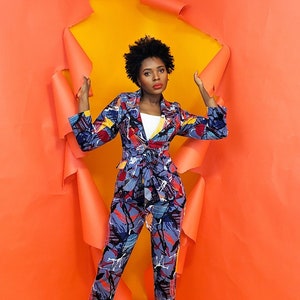 Printed store pant suit