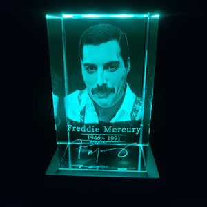 Freddie Mercury QUEEN