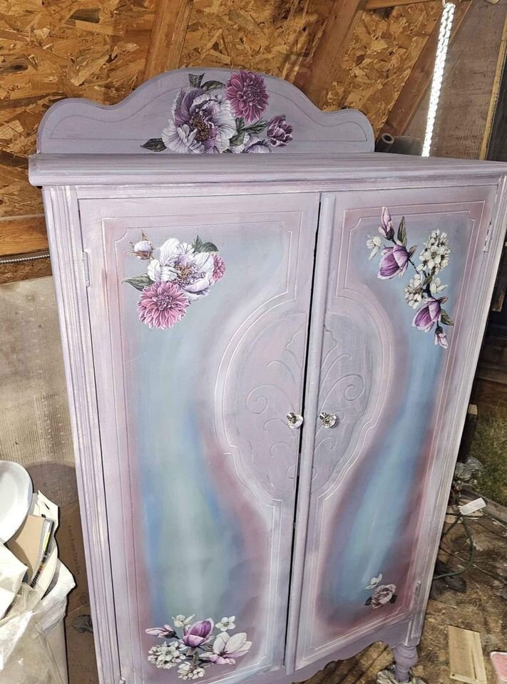 Exquisite Mahogany Armoire: A Timeless Masterpiece