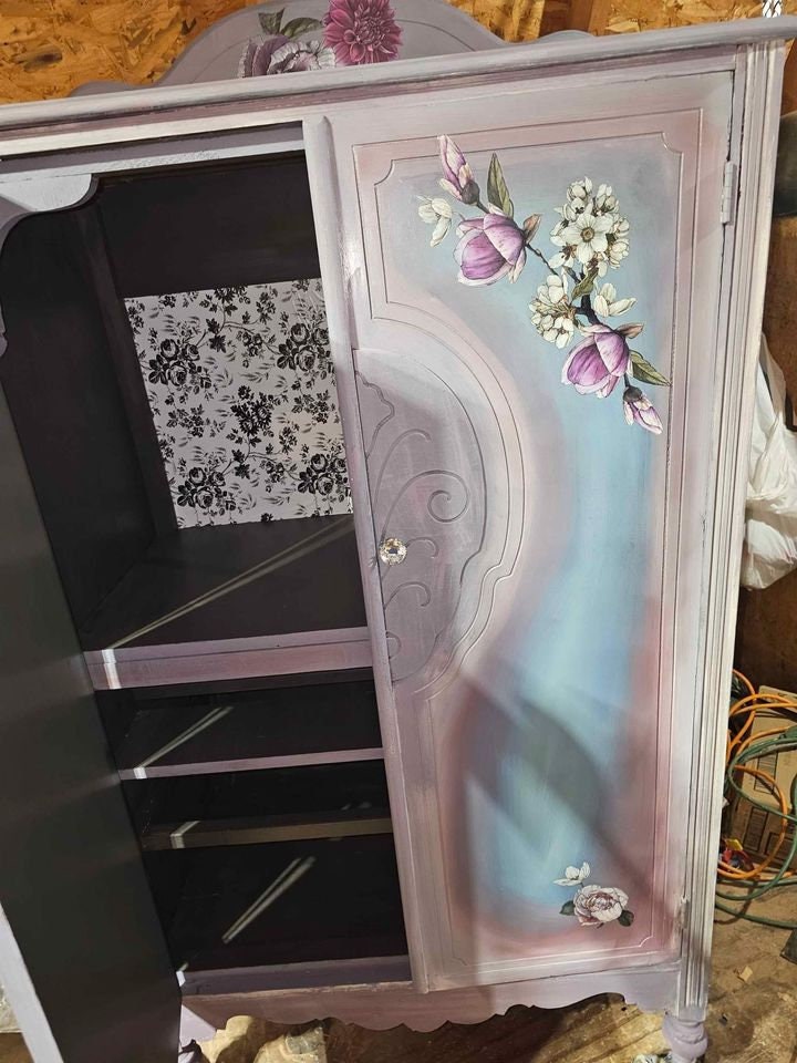 eBay Armoire: A Timeless Treasure or an Outdated Bust?