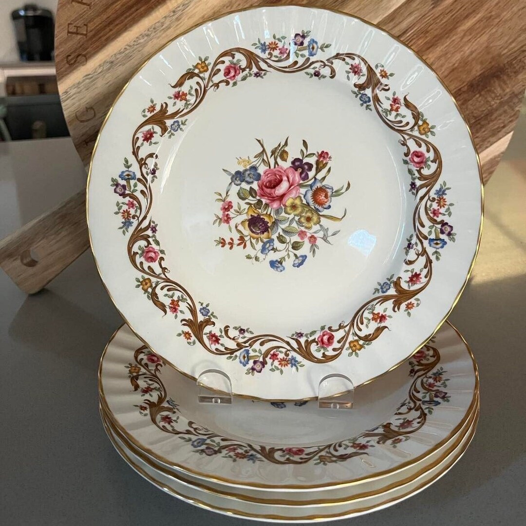 Set of 4 Royal Worcester Bournemouth Salad Plates Bone China Made in