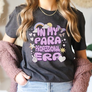 In my Paraprofessional Era shirt for first day of school back to school teacher appreciation for teacher aides and paraeducators