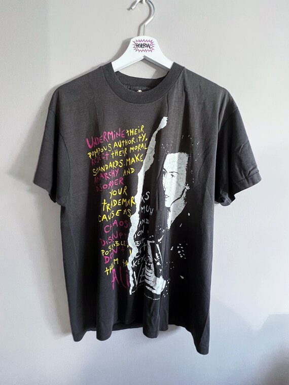 Sid Vicious Vintage Sex Pistols Tshirt RARE 80s P… - image 2