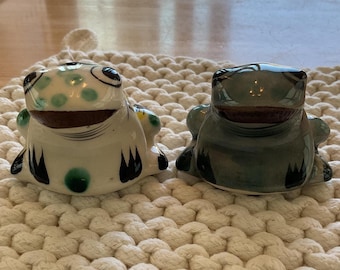 Signed and Hand-painted Mexican Folk Art Glazed Pottery frogs set of 2/2 inches in height