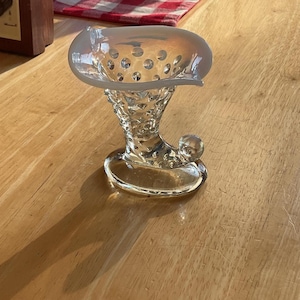 Fenton Opalescent Hobnail Glass Vase/Cornucopia bud vase/3.5 inches in height