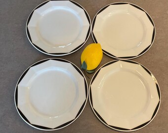 Villeroy & Boch Luxembourg Varia Black salad plates with black and gold rims set of 4/8 inches in diameter.