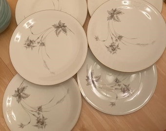 H&C Selb Bavaria Germany Heinrich Made For The J. L. Hudosn Co Dinner Plates Set of 6 , Gold Rimmed, Gray Floral Motif