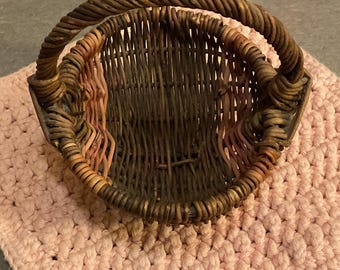 Miniature Woven Gathering Basket with handle and God’s Eye/Butt Basket