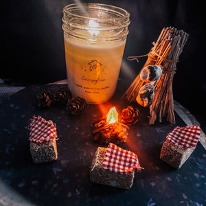 Campfire- Fall Candle-Non-Toxic-Hand-Poured-Dye-free- Natural Fragrance-Mom Owned-8 oz