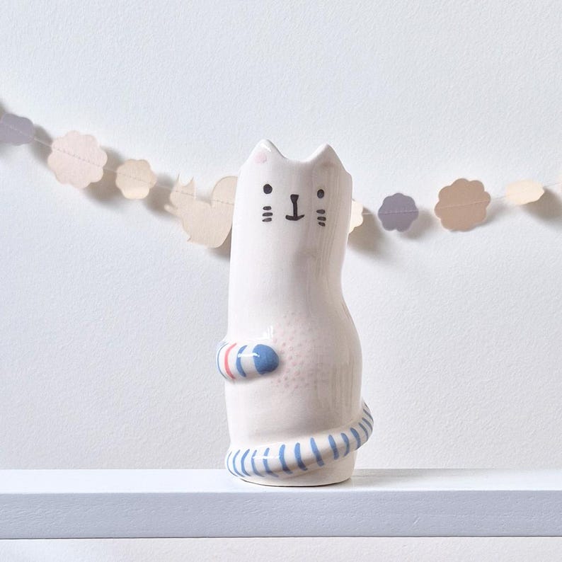 Cat Ceramic Bud Vase, Small Animal Flower Holder, Unique Whimsical Pottery Decor, Minimalist Clay Pot, Kitten Lover Gift Blue