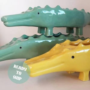 Crocodile Planter, Ceramic Animal Pot, Large Succulent Pot, Handmade in Argentina, Unique Alligator Gift, Quirky Flower Pot, Pottery Art