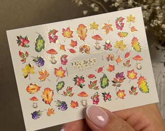 Nagelstickers met watereffect in goudfolie / Kleurrijke herfstbladeren / Bloemen / Kleurrijke esdoornbladeren / Bessen / Waternagelstickers / Nagelkunst