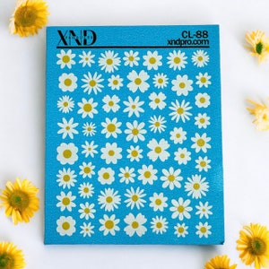 Nail Decal 2D/ Daisy’s/ Spring Nails/ White Flowers/ Flowers /Art Nail/ Waterslide decals / Nail Art / Water Nail Decals/ Flower Nails