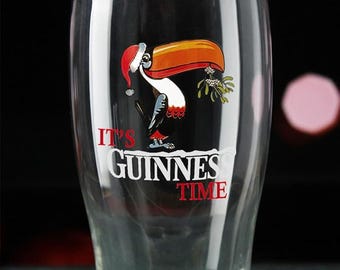 LIMITED STOCK - Personalised Guinness Pint Glass – Custom Flying Toucan Christmas Design – Gift Box-Beer Glass – Unique Irish Pub Lover Gift