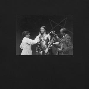 Metropolis (1927) - Fritz Lang, Brigitte Helm et Alfred Abel - T-shirt vintage en coton unisexe dans les coulisses