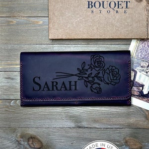 Cartera con flores de cumpleaños, cartera grabada para mujer, cartera de cuero hecha a mano para mujer, regalo del día de la madre, cartera personalizada como regalo