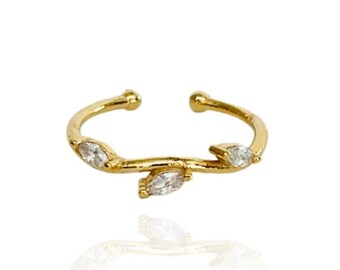 The Crystal Leaf and Vine Ring - Gold Stacking Ring