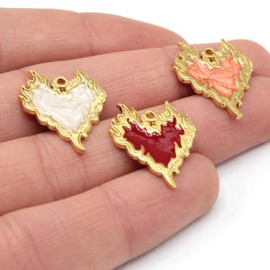 19x23mm 24k Shiny Gold Burning Heart Charm, Gold Heart Charm, Enamel Charm, Flaming Heart Charm, Flame Heart Pendant, Gold Plated Findings