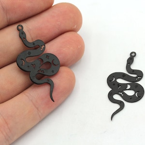 18x38mm Black Plated Snake Charm, Animal Pendant, Black Snake Earring, Earring Pendants, Earring Findings, Black Plated Findings, BM276