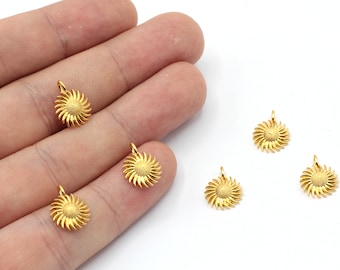 Dije de sol en miniatura chapado en oro brillante de 24 k, 10 x 13 mm, dije de sol para pulsera, sol diminuto, dije de sol dorado, dije celestial, accesorios chapados en oro, GD623