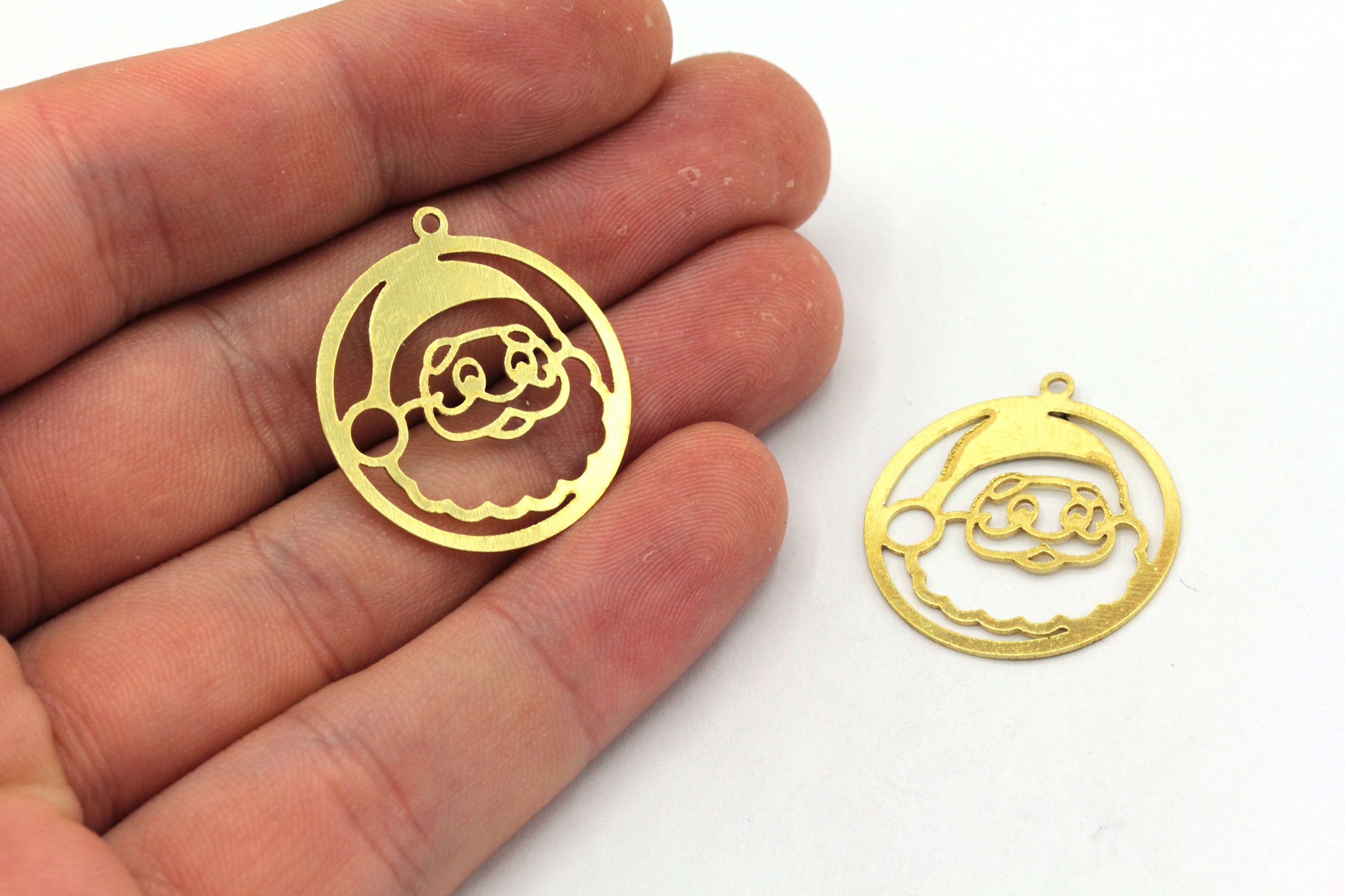 スーパーセール 半額タイムセール 24x26mm Rose Christmas Father Charm, Claus Santa Plated Gold 小物