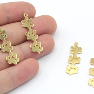 10x32mm 24k Shiny Gold Plated Triple Paw Print Charm, Gold Paw Charm, Animal Lover Charm, Paw Engraving Charm, Gold Plated Findings