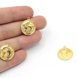 17x19mm 24k Shiny Gold Plated World Map Charm, Medallion Globe Charm, Earth Charm, World Pendant, Travel Pendant Gold Plated Findings GD1113