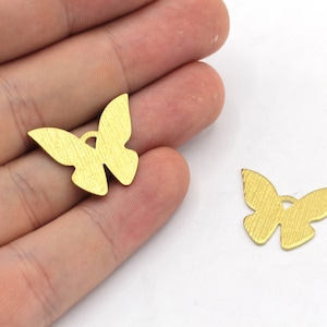 17x23mm Raw Brass Textured Butterfly Charm, Animal Pendant, Mini Butterfly Charm, Flying Charm, Earring Pendant, Brass Findings, BM233