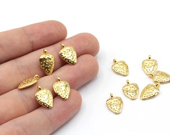 9x15mm 24k glänzend Gold überzogener Erdbeercharme, kleiner Erdbeeranhänger, Goldfruchtanhänger, Armbandanhänger, Vergoldetes Zubehör, GLD711
