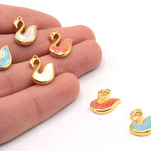 15x17mm 24k Shiny Gold Plated Swan Charm, Swan Bracelet Charm, White Enamel Swan Charm, Animal Charm, Gold Plated Findings, GD102