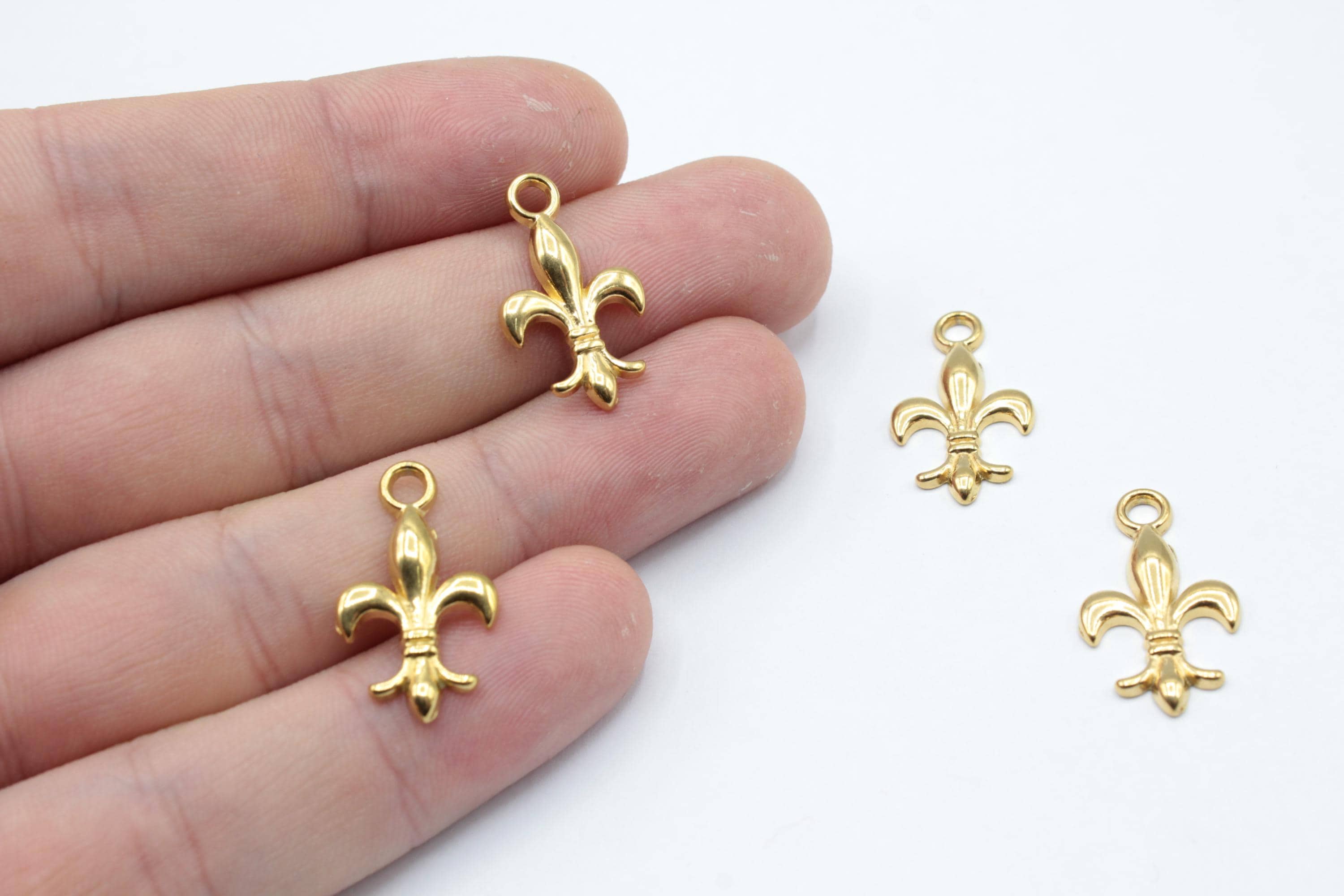 18K Gold Stainless Steel Fleur De Lis Charm, Fleur Bracelet Charm, Lily Charm, Fleur De Lis Pendant, Steel Charm, Stainless Steel Findings