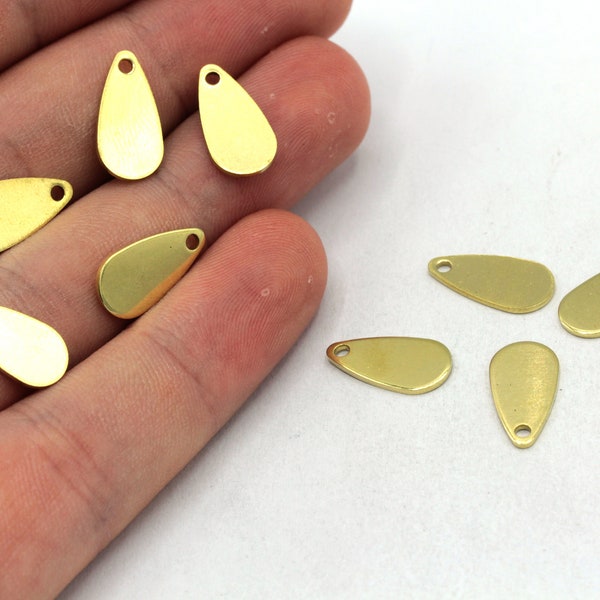 8x15mm Raw Brass Drop Charm, Tear Drop Pendant, Tiny Drop Charm, Triangle Charm, Earring Pendant, Earring Finding, Brass Findings, RW481