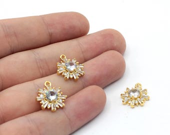 Dije de flor de circonita cúbica chapada en oro brillante de 24 k de 15 x 17 mm con pavé de Mciro, dije de flor para pulsera, pendiente, collar, dije de circonita, accesorios chapados en oro