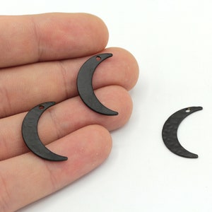 6x22mm Black Hammered Moon Charm, Crescent Charm, Celestial Charm, Tiny Moon Charm, Earring Pendant, Earring Findings, Black Finding, RBW470