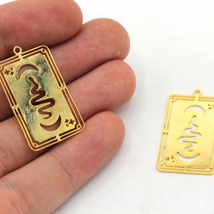 Amuleto de cartão de cobra de ouro brilhante 24k 18x31mm, pingente de cartão de tarô, pingentes de brinco, pingente de laser, achados de brinco, achados banhados a ouro, BM277