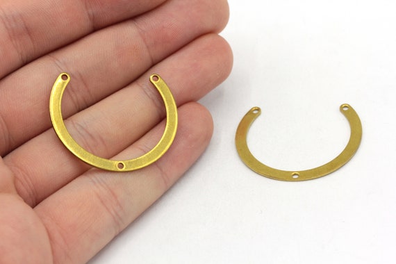 Beadwork Finding - Chain Half Circle, 28x35mm per pair Beadwork Finding - Chain Half Circle, 28x35mm per pair
