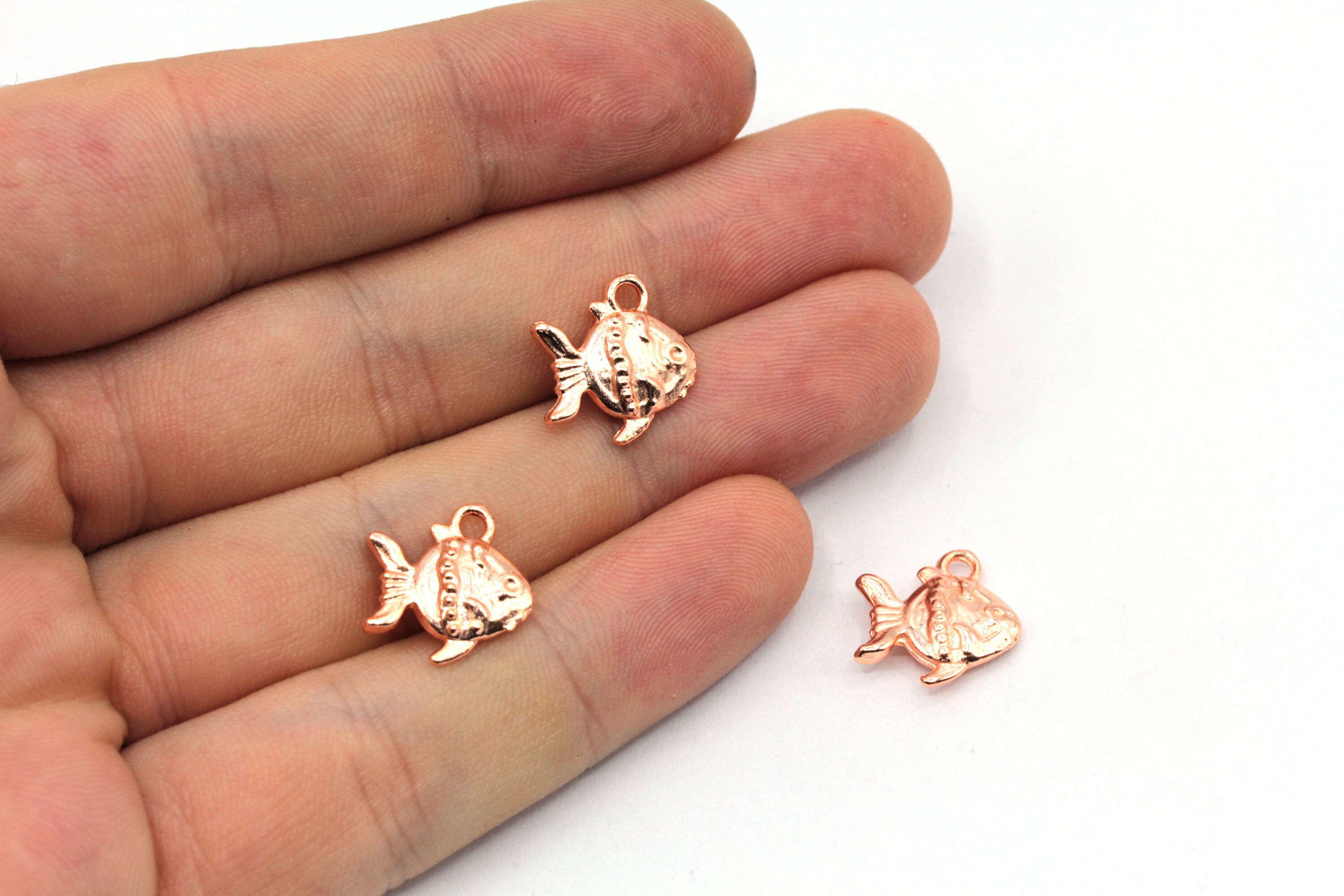 miu miu 金魚チャーム il_fullxfull.4377036483_35j9.jpg