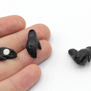 11x24mm Black Plated Hand Magnetic Clasps, Hug Clasps, Multi Strand Clasps, Necklace Clasps, Jewelry Clasp, Black Plated Findings, JM376