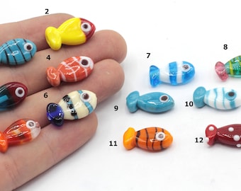 12x23mm Hand Made Murano Glass Fish Beads, Murano Fish Charm, Murano Animal Beads, Tiny Murano Charms, Murano Glass Findings, MRN06