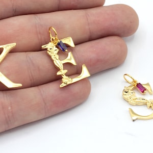 Letra chapada en oro brillante de 23 mm y 24 k con encanto de piedra de nacimiento, colgante de letra, encanto de collar inicial, regalos, hallazgos chapados en oro