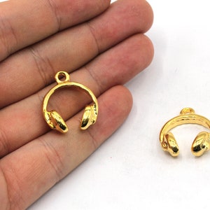20x24mm 24k Shiny Gold Headset Charm, Gold Headphone Charm, Music Pendant, Dainty Gold Charm, Earphone Charm, Gold Plated Findings, GD1053