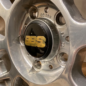 4x 68mm Car Wheel Center hub BBS EMBLEM Rot-Gold Nabenkappen Nabendeckel  Radkappen - AliExpress