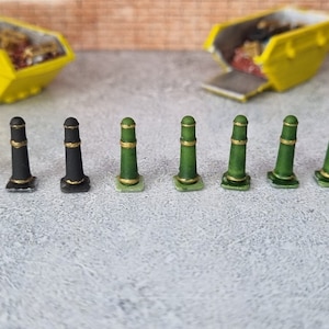 Set of 12 Bollards OO Gauge 1:76 Scale Model Scenery Railway/Diecast