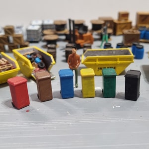 Wheelie Bins for Model Scenery Sets Pack of Six 1:76 OO Gauge