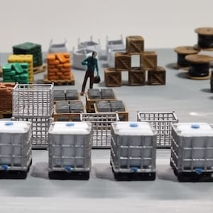 IBC Pallet Tank 3D Printed 1:76, OO Gauge Model Miniature Scenery Layout