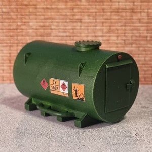 10,000 Litre Diesel Tank with Decals OO Gauge 1:76 Scale Model Scenery Railway