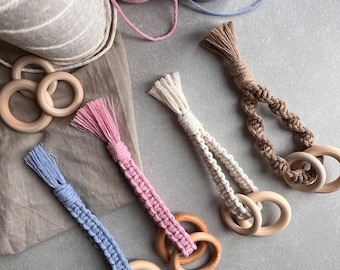 Macrame grasping toy with rings | Baby rattle | Newborn gift | Baby gift | Christening gift | Baby toy | Birthday |