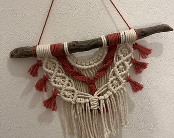 Macrame wall hanging old pink small