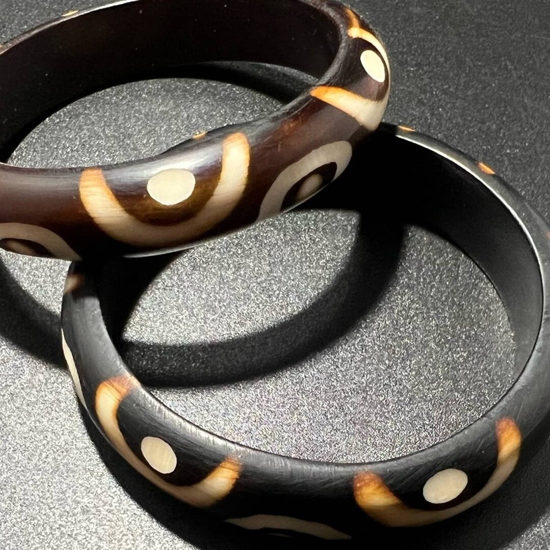 Pair of Vintage Animal Horn Bangles Bleached Geometric Circle Etsy