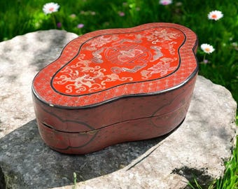 Chinese Lacquer Box